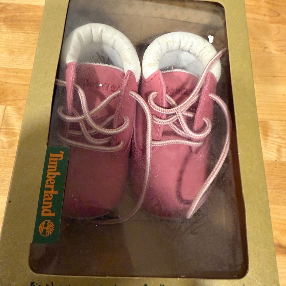 🌸 Timberland Infant Crib Booties – Size 2 – Pink 🌸 - Picture 6 of 8